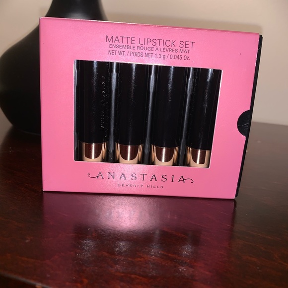 Anastasia Beverly Hills Other - Anastasia Beverly Hills Mini Matte Lipstick